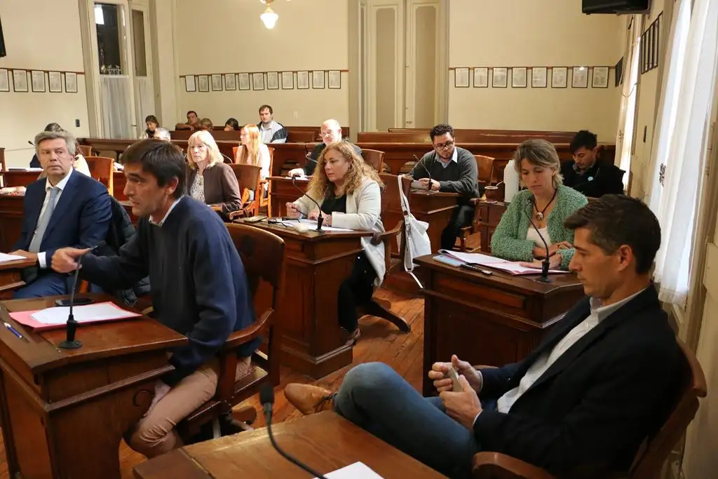 El Ejecutivo busca prorrogar por dos años habilitaciones de  depósitos de agroquímicos