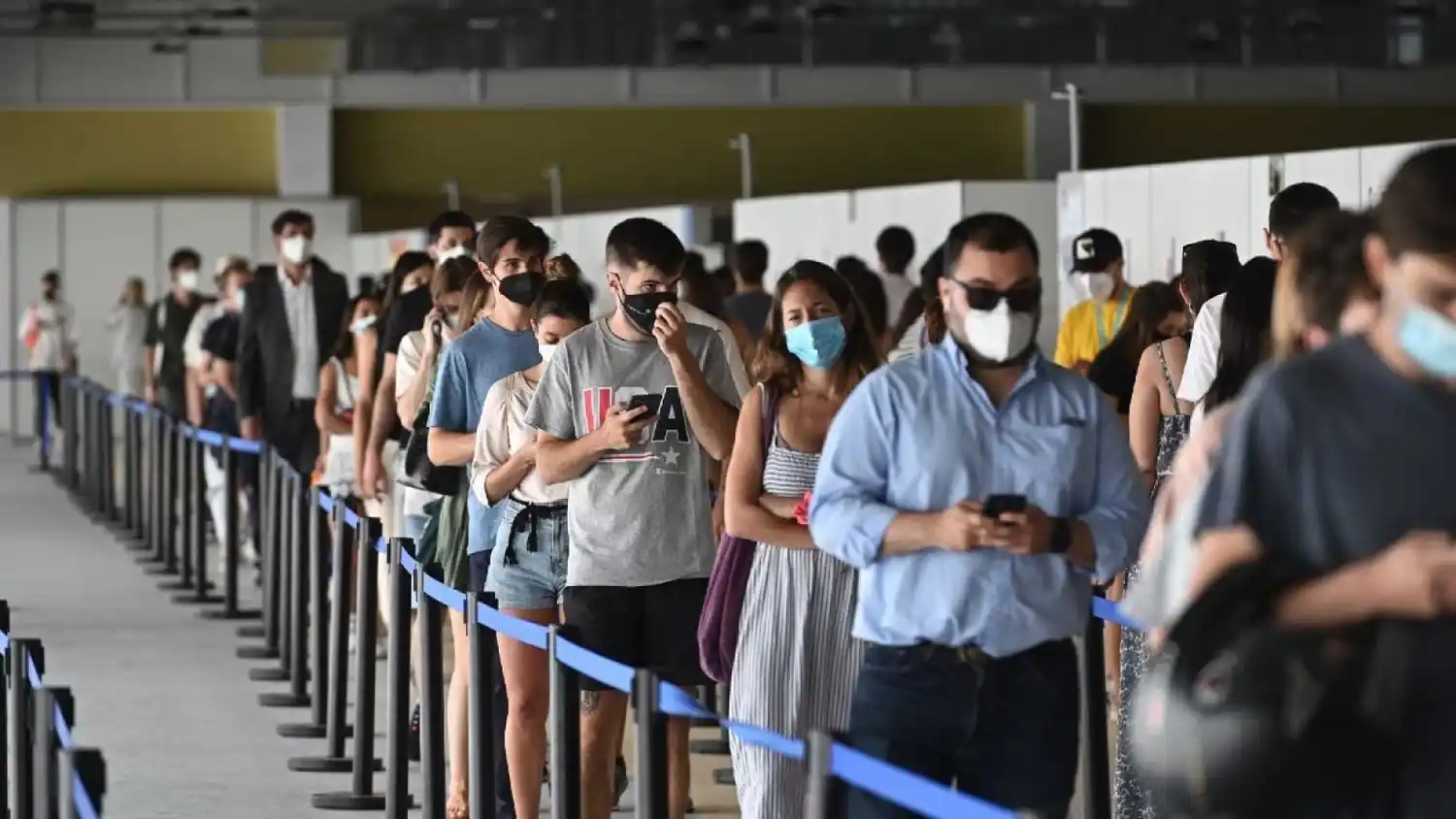 España intenta intensificar la vacunación.