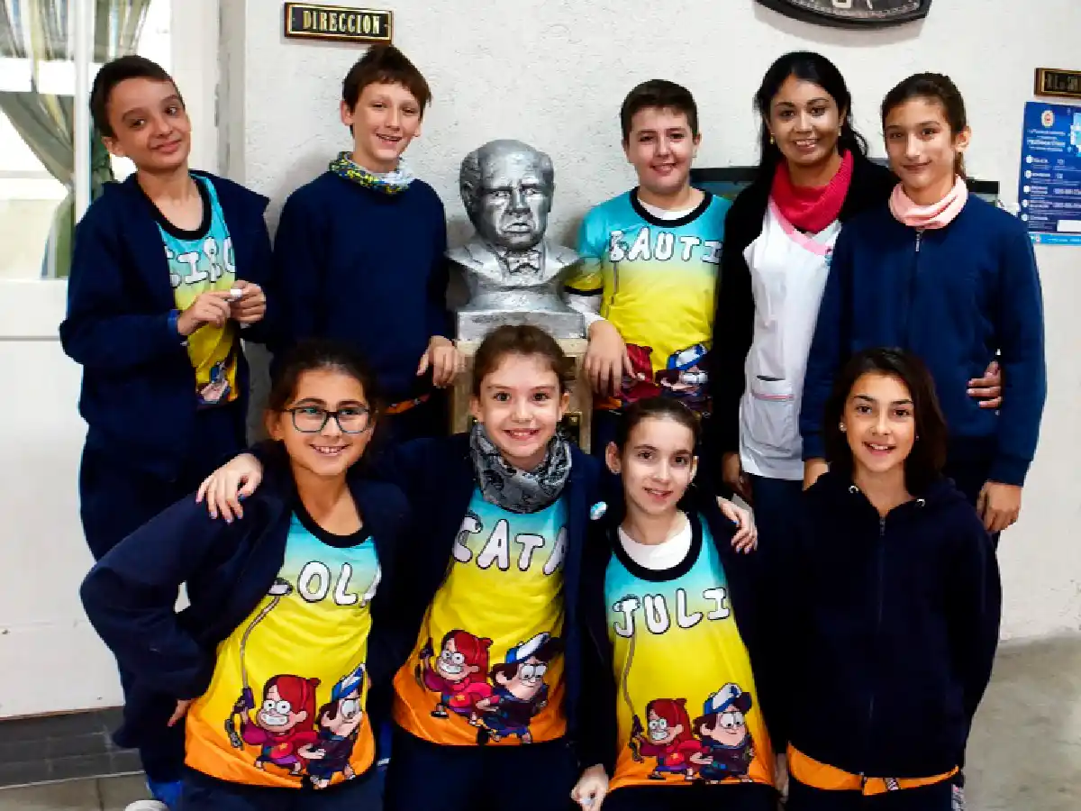 “Esperando el 25”: la escuela Sarmiento realiza su tradicional peña    