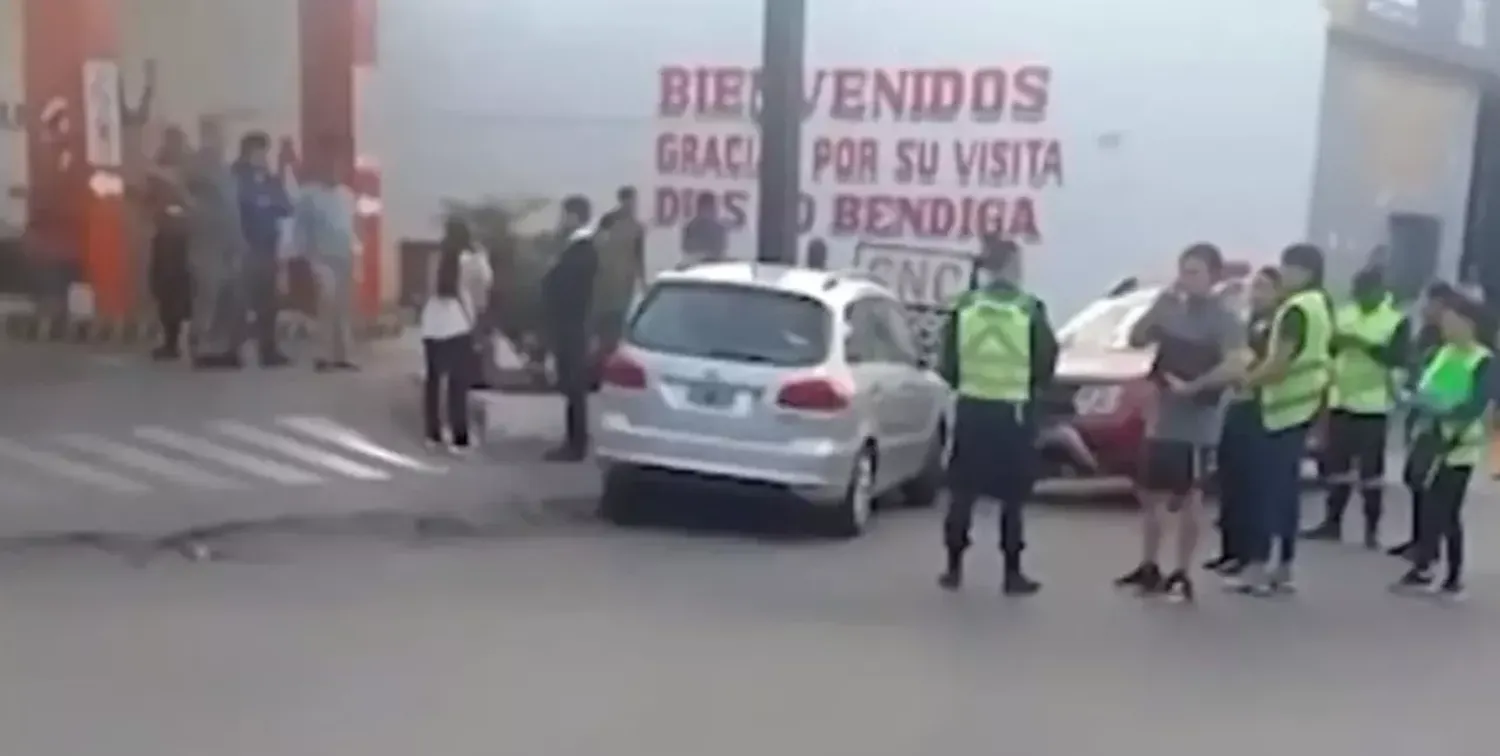 Estacionó en una pendiente sin el freno de mano y mató a un joven de 28 años e hirió a una mujer