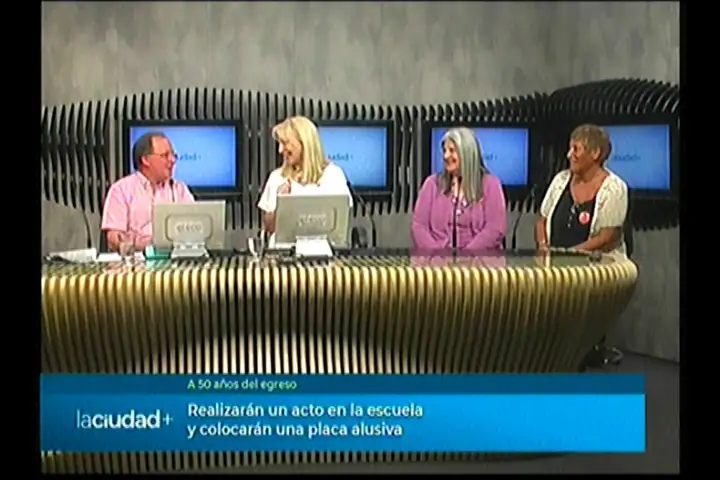 Acto en la Escuela 2, a 50 años del egreso