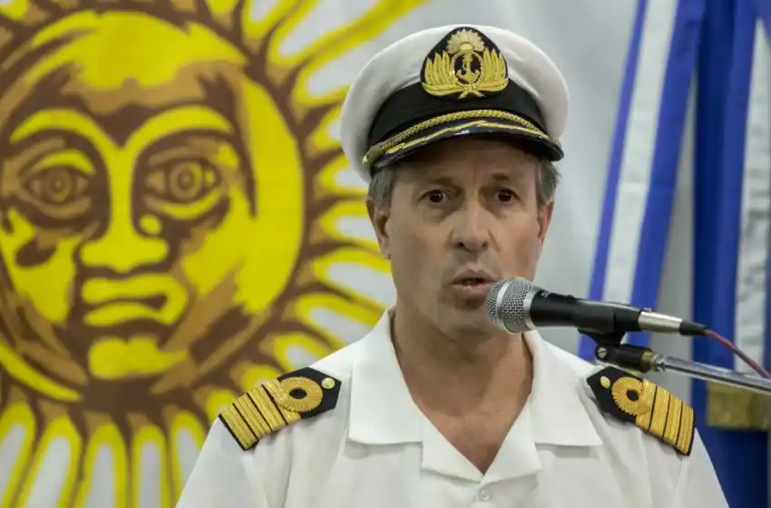 Según la Armada, las 8 llamadas del submarino no fueron de emergencia