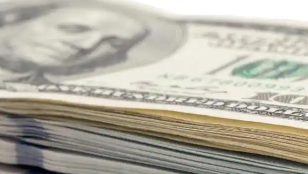 El dólar oficial cerró la semana por arriba de los $ 14 y las reservas volvieron a subir