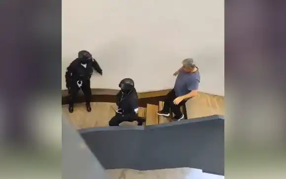 Falso allanamiento en Francisco Álvarez: Disfrazados de policía asaltaron una financiera