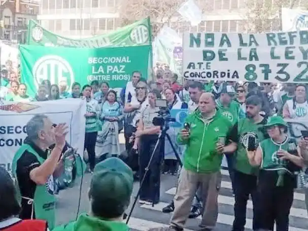 ATE cuestiona la reforma previsional y propone gravar a los sectores de mayores ingresos
