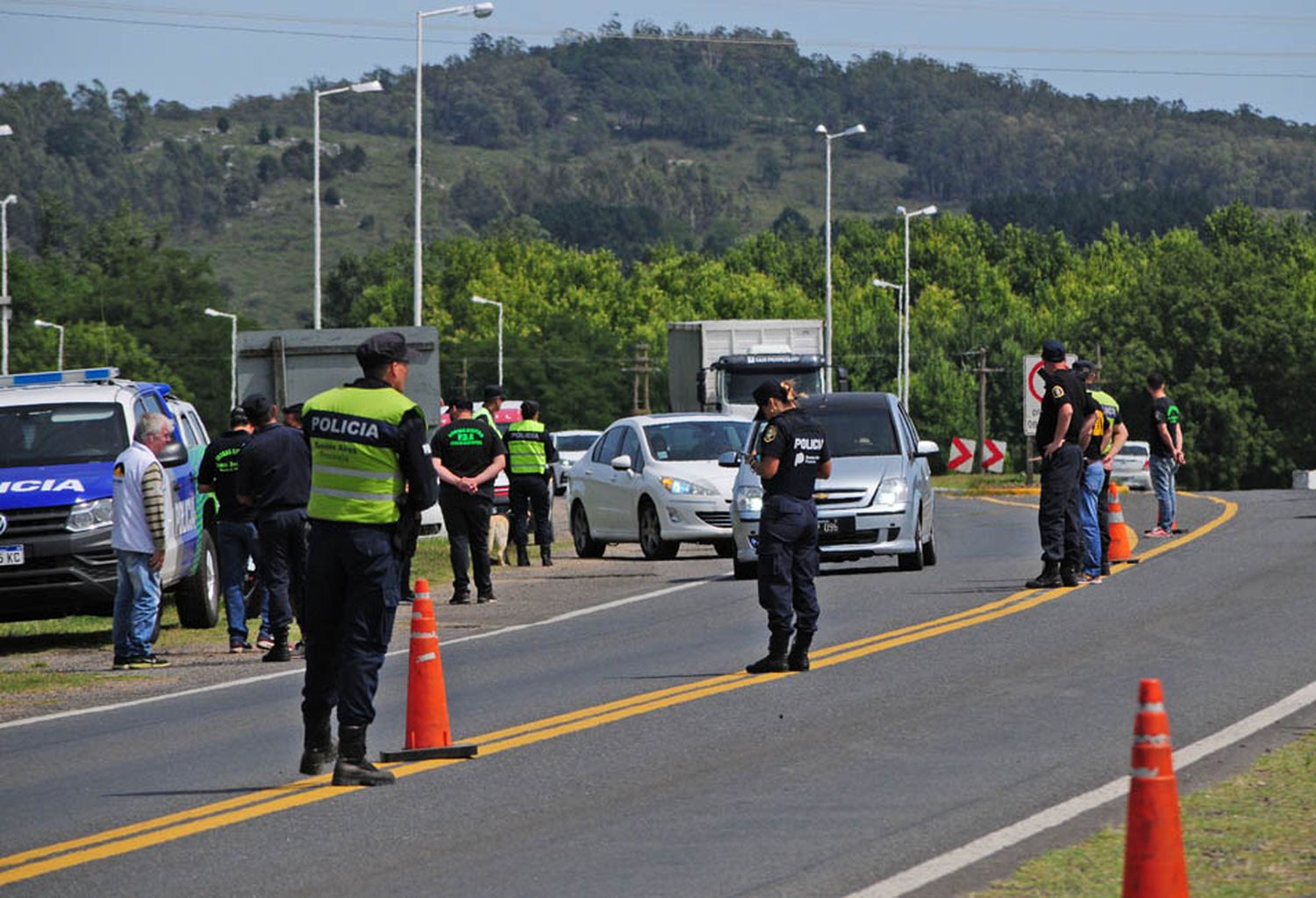 Arribaron a Tandil 45 efectivos policiales y 10 móviles para reforzar el operativo "De Sol a Sol"