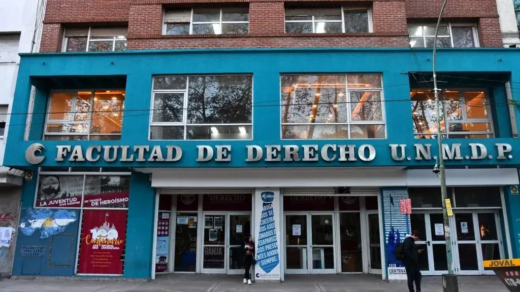 La UNMDP abrió dos nuevas carreras terciarias en la Facultad de Derecho