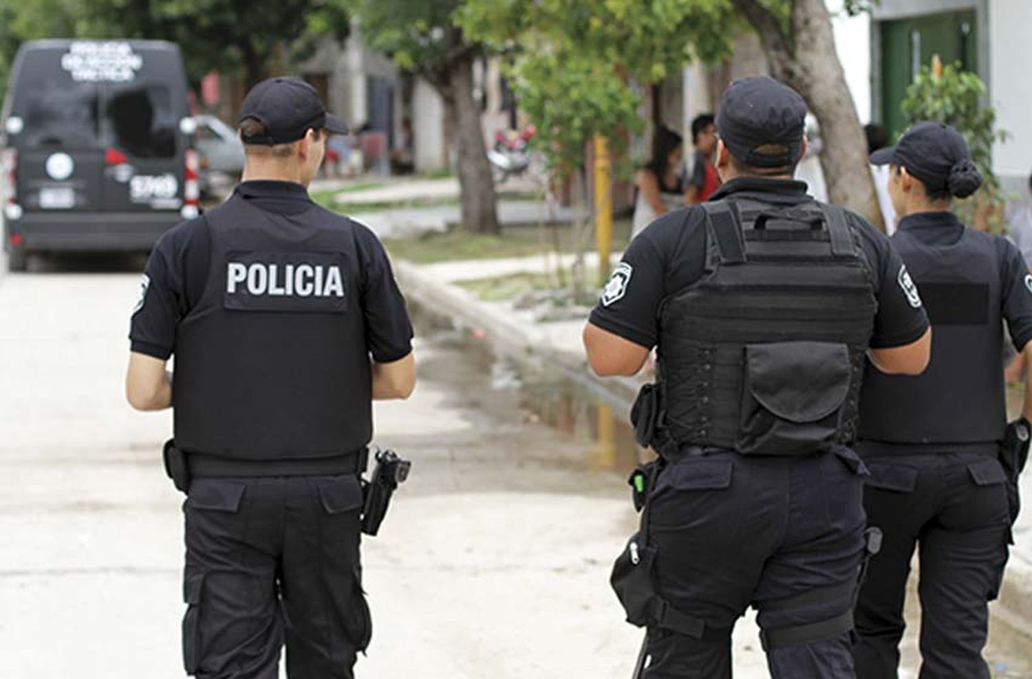 Siete policías detenidos por una requisa violenta