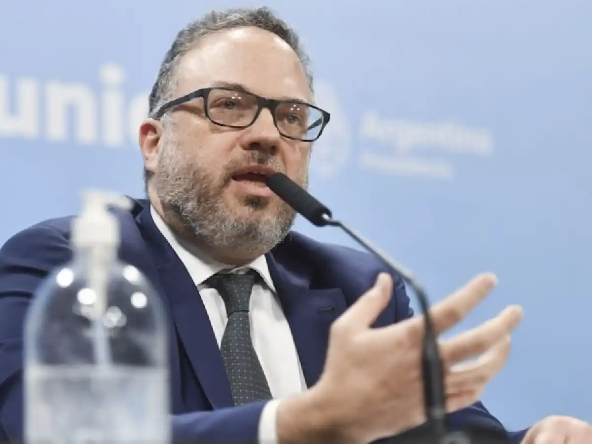 Kulfas: "Cuidar los pocos dólares de nuestra economía es un acto de responsabilidad social"