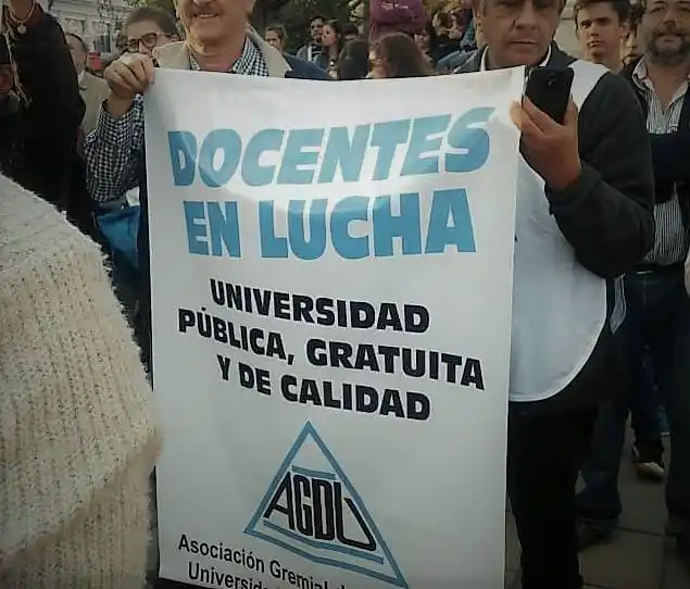Docentes universitarios de Entre Ríos irán al paro el 30 de abril