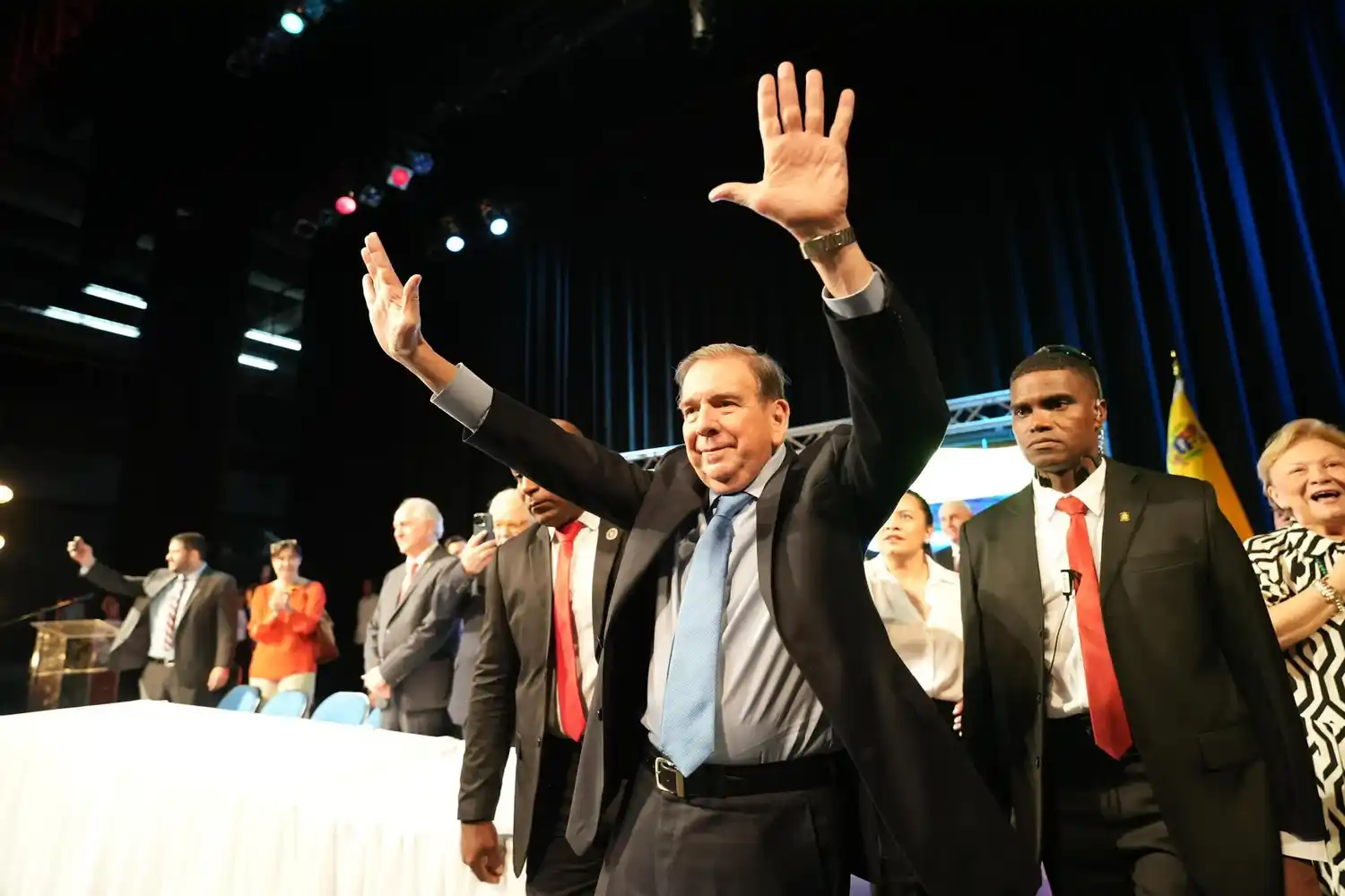 “Él NO SE HA BURLADO DE LAS ESPERANZAS de los venezolanos”: Ledezma sale en defensa de Edmundo González (+Video)