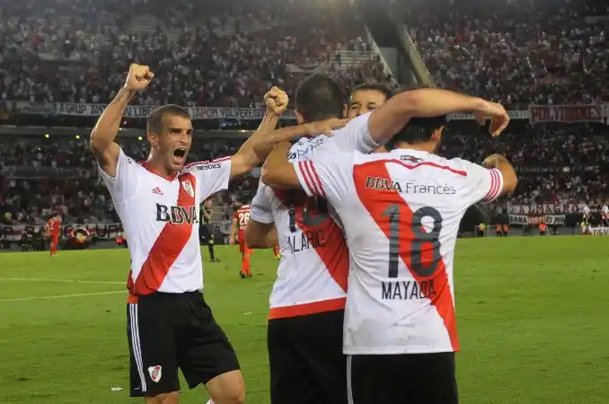 River no jugó bien y empató frente al San Pablo en el Monumental       