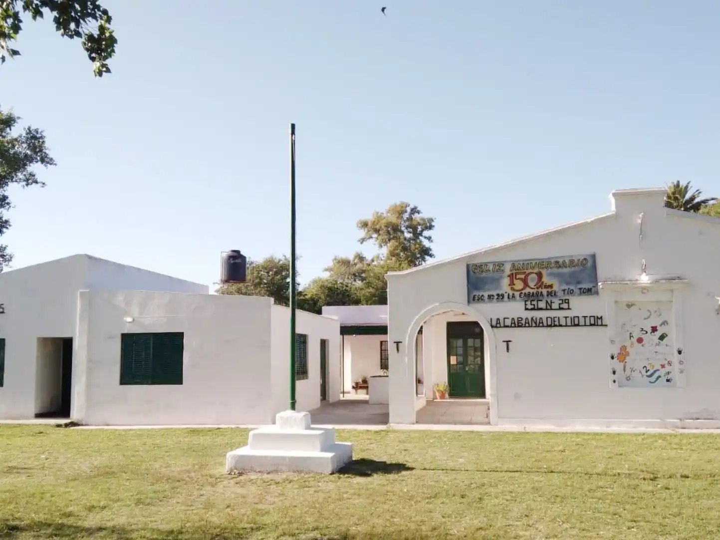 La provincia finalizó una nueva obra en el marco del plan de reparación de edificios escolares