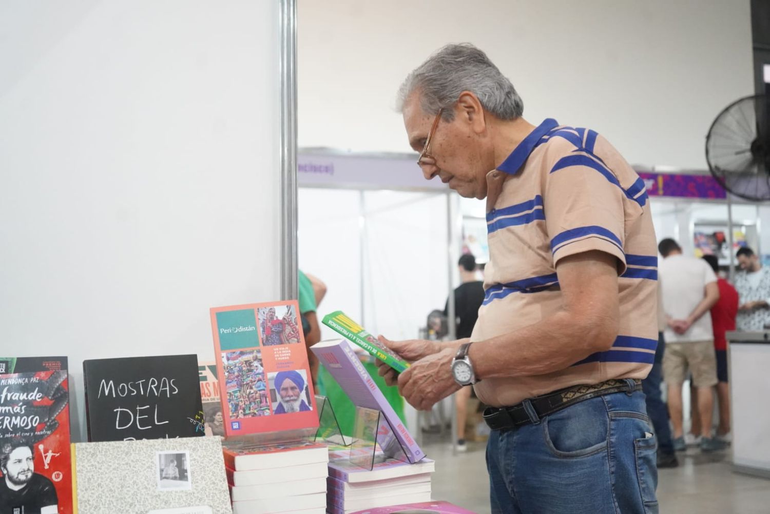 Escritores, lectores y público en general se dan cita a la gran fiesta de la cultura