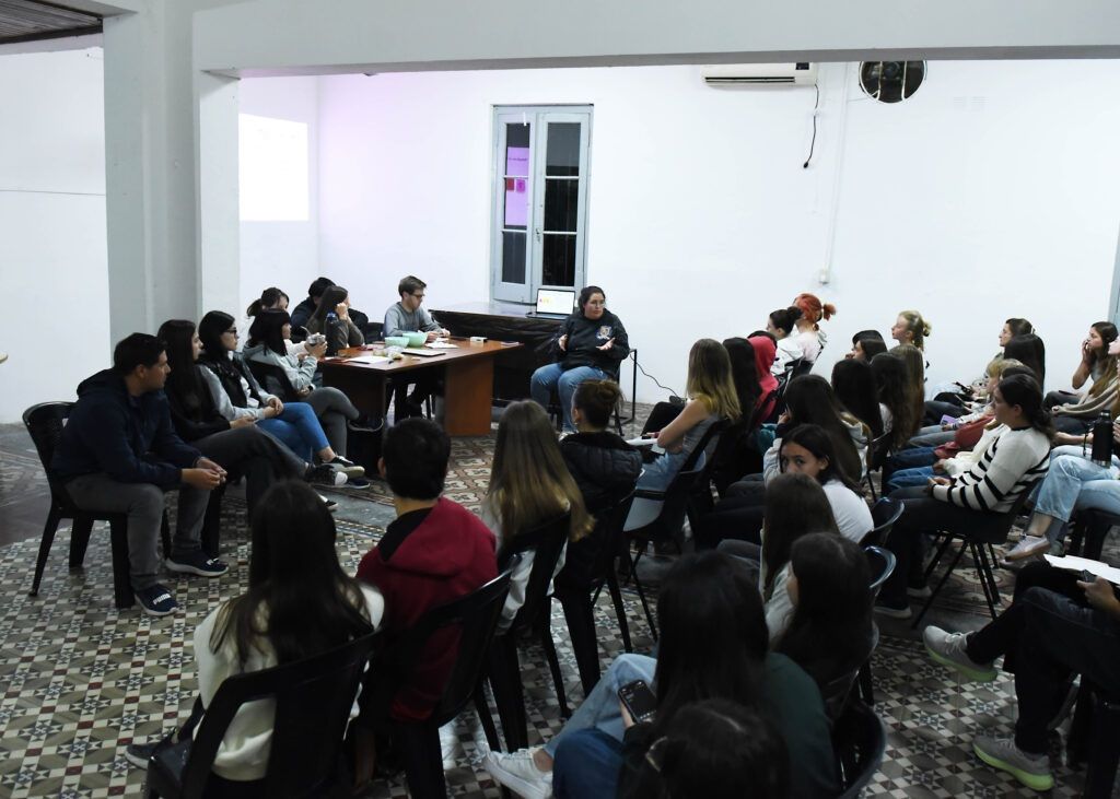 Del teatro al karting: lo que tenés que saber de la Estudiantina 2025 en Crespo
