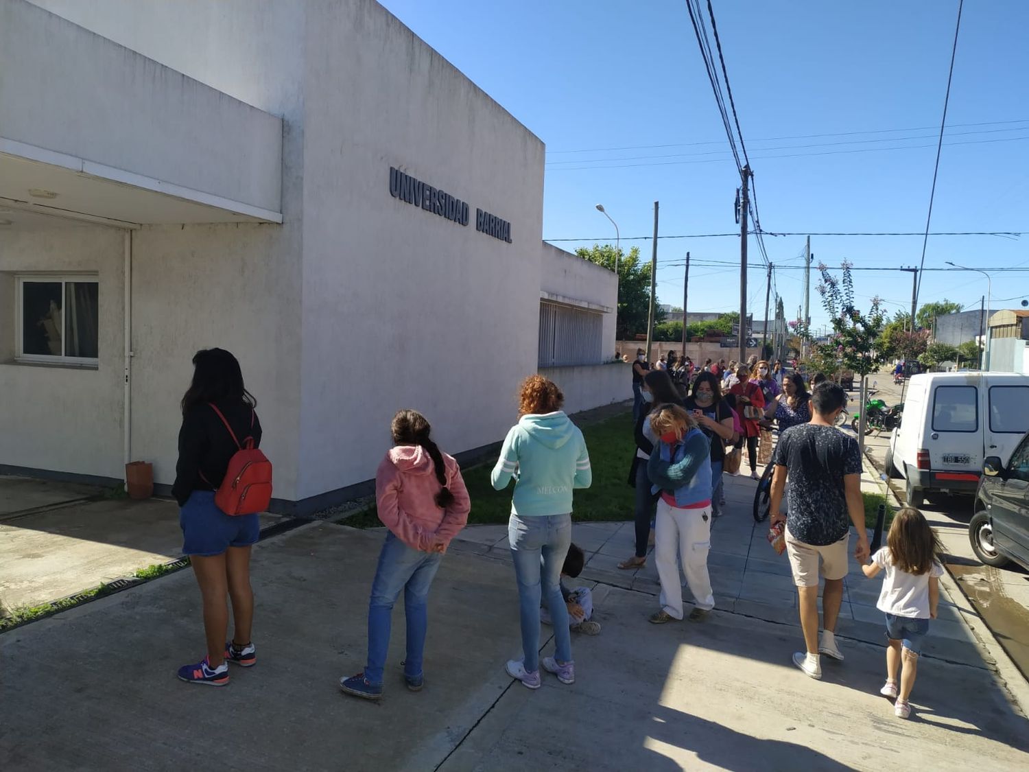 Más de 700 alumnos asisten a los talleres de la Universidad Barrial