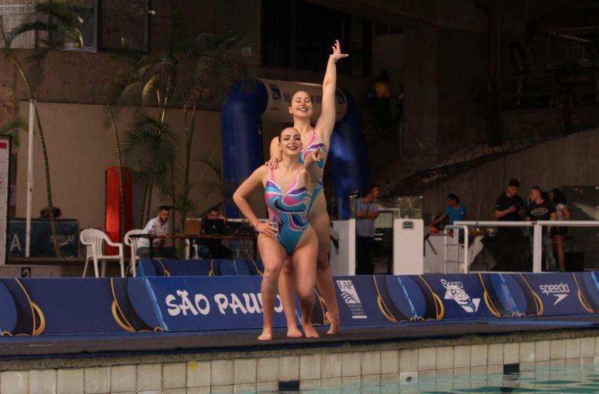 Natación artística: un dúo marplatense de oro