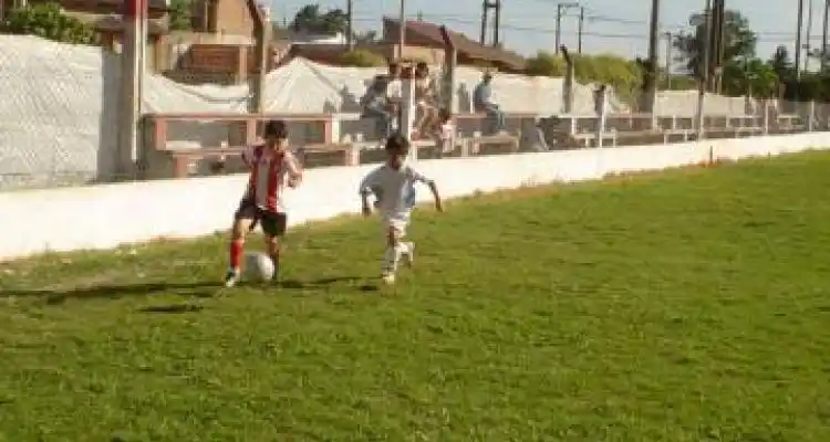 Defensores es el primer campeón del Clausura