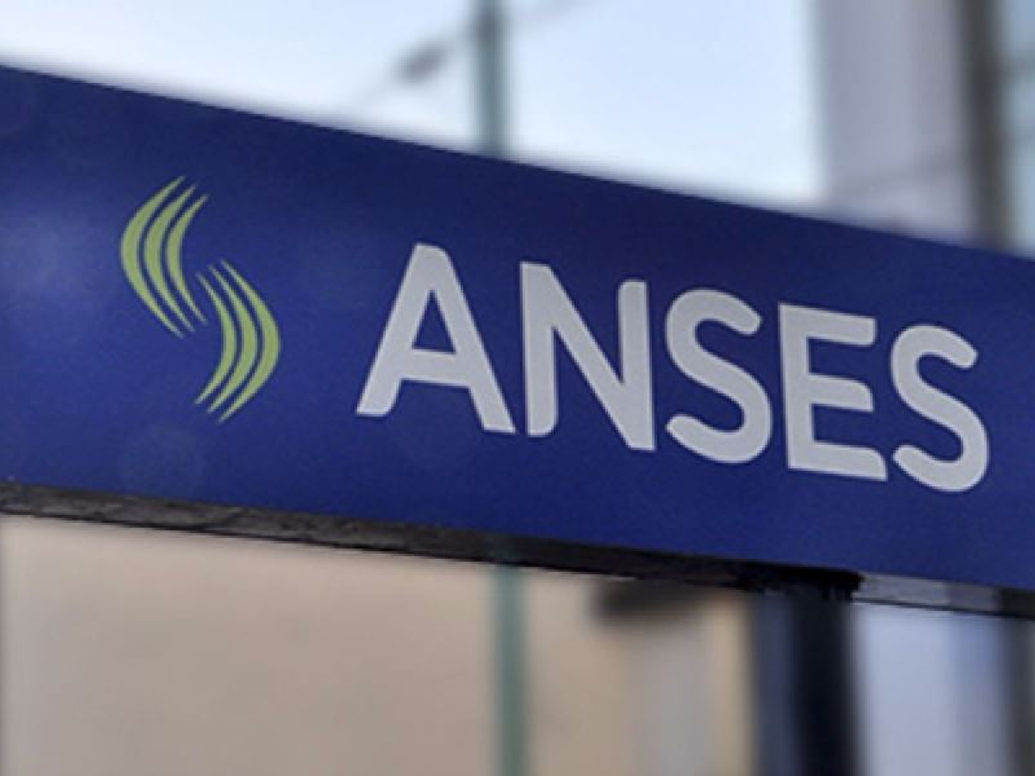 Refuerzo de ANSES: abrió la inscripción para cobrar el bono de $18.000