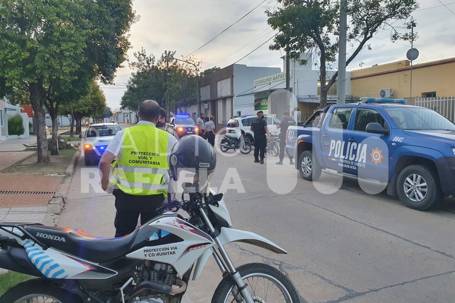 Un adolescente conducía de manera peligrosa por la ciudad y terminó en la comisaría