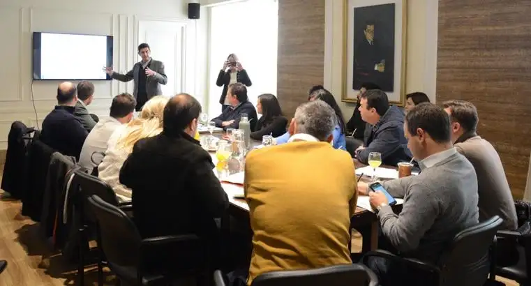 Reunión por el Paseo de la Reserva Urbana del Oeste