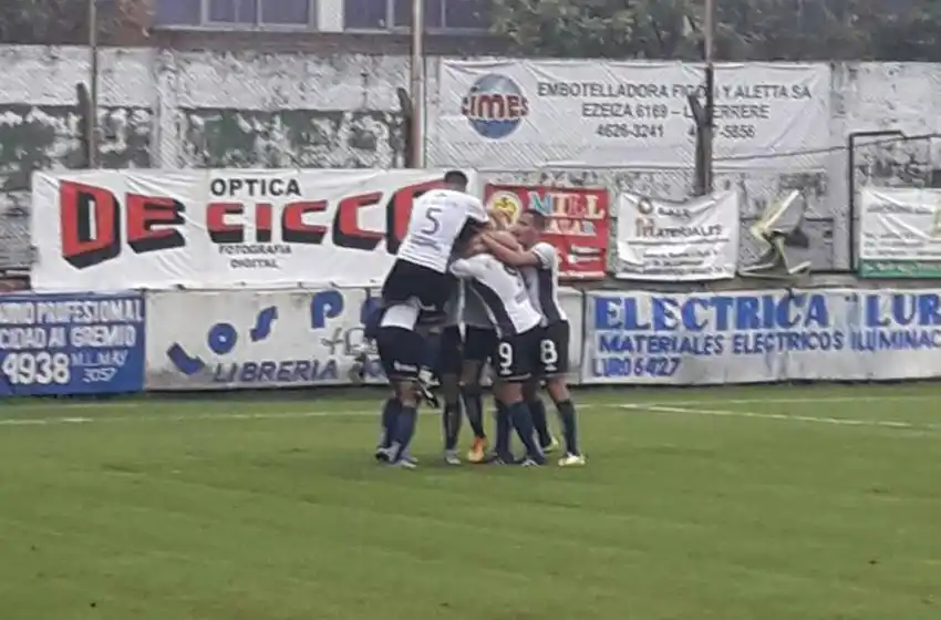 El Charrúa ganó en La Matanza y la sigue peleando