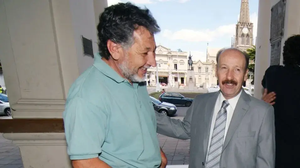 Saldaño e Inza, imputados en una de las causas a tratarse en un juicio que sigue sin realizarse. FOTO: PRENSA MUNICIPAL/ARCHIVO