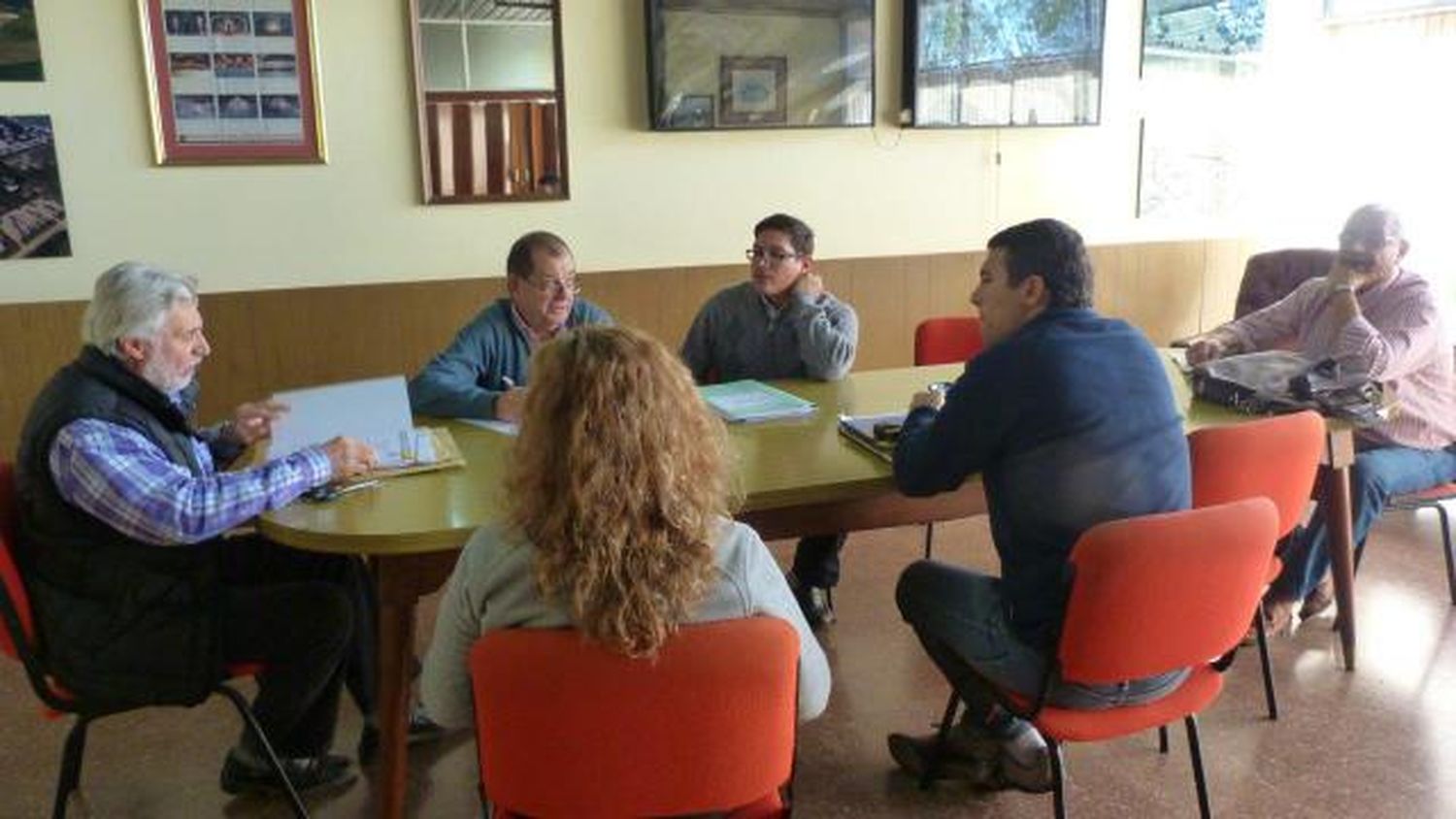 SE REALIZÓ LA APERTURA PÚBLICA DE SOBRES DE LICITACIÓN PARA LA COMPRA DE MÁQUINA CARGADORA FRONTAL