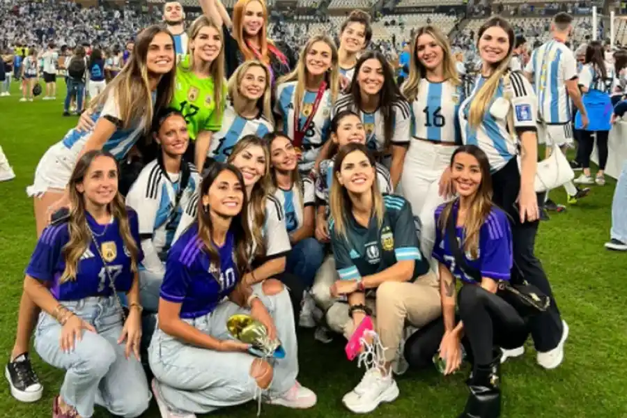 Detrás de los campeones, grandes mujeres