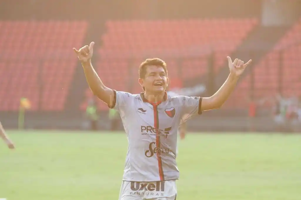 Se confirmó el desgarro del Pulga Rodríguez