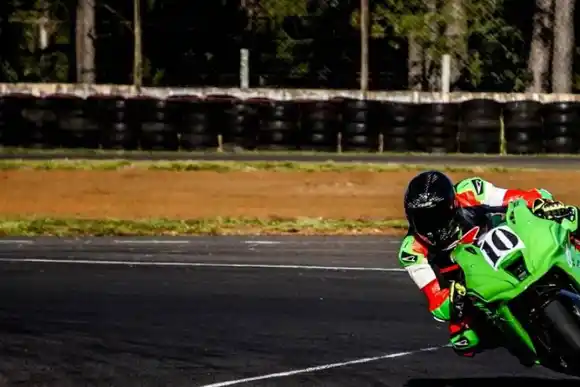 Agustín Donatti ganó en el SuperBike