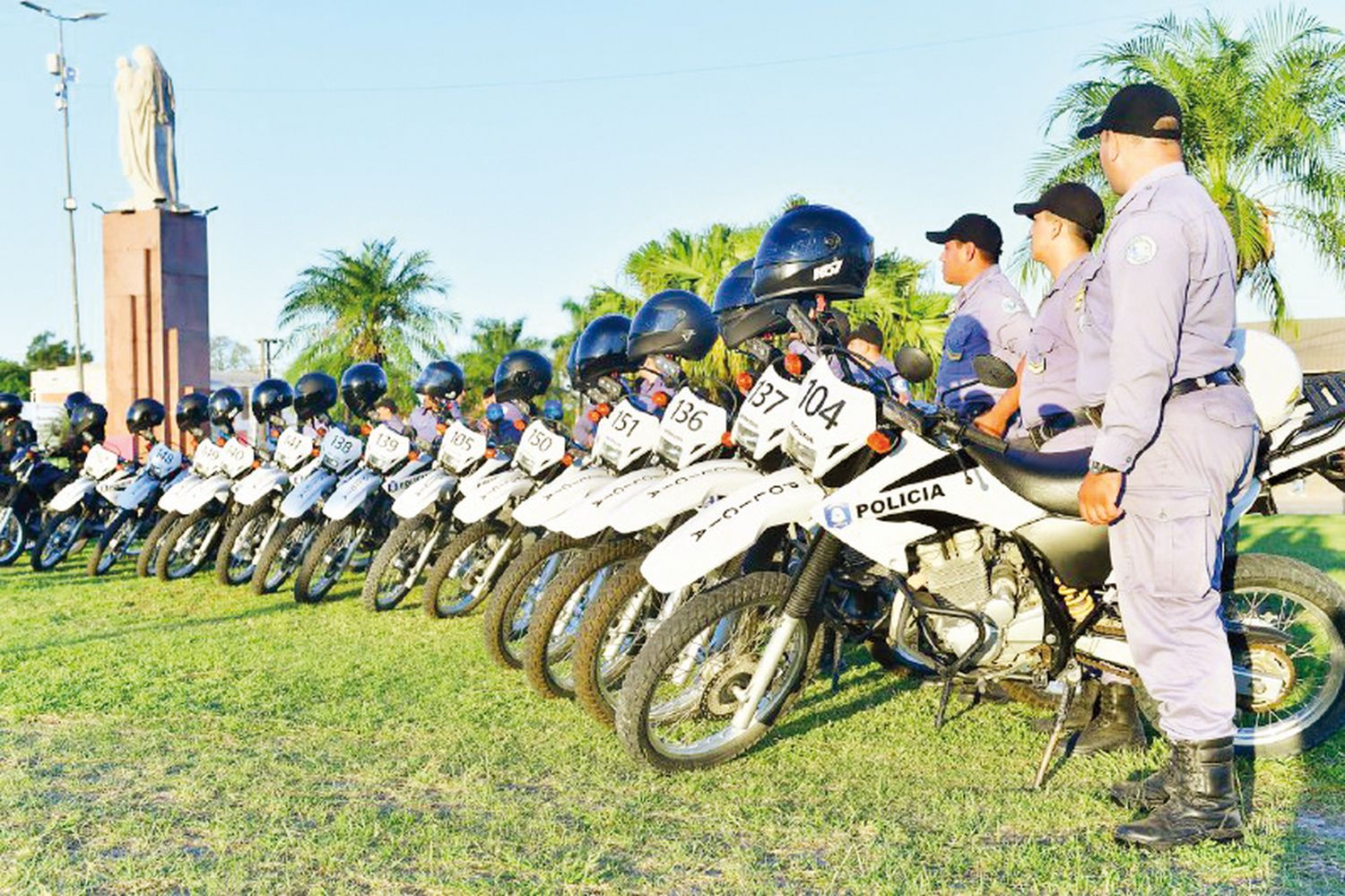 La Policía recibió más de 20 motocicletas
para el servicio de patrullaje urbano