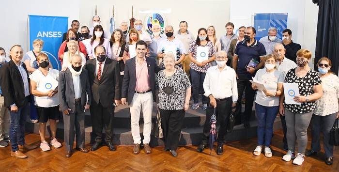 ANSES: se realizó en la  Municipalidad de Concordia la entrega de resoluciones de nuevas jubilaciones