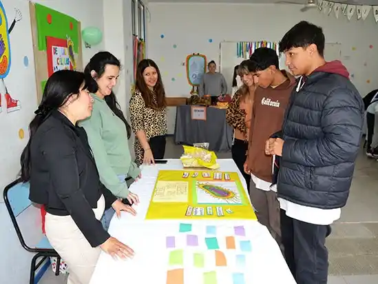 Talleres “Haciendo Ciencia” en el Instituto Leloir