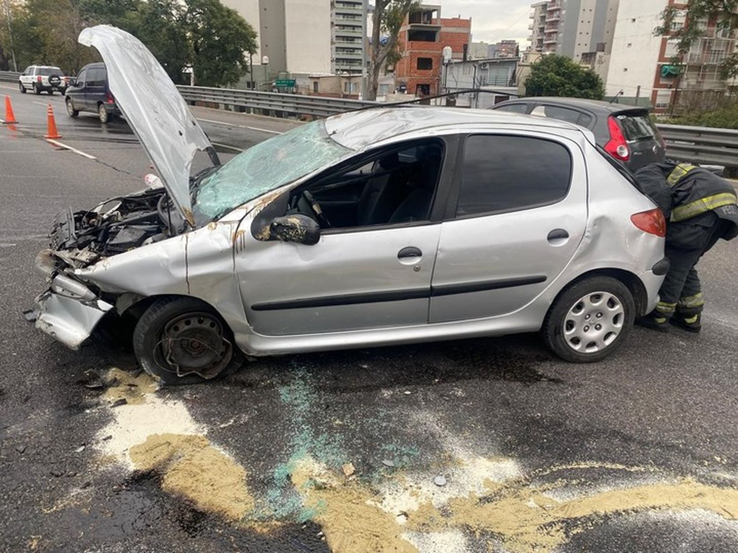 La mujer resultó herida y fue derivada al Hospital Zubizarreta con politraumatismos.