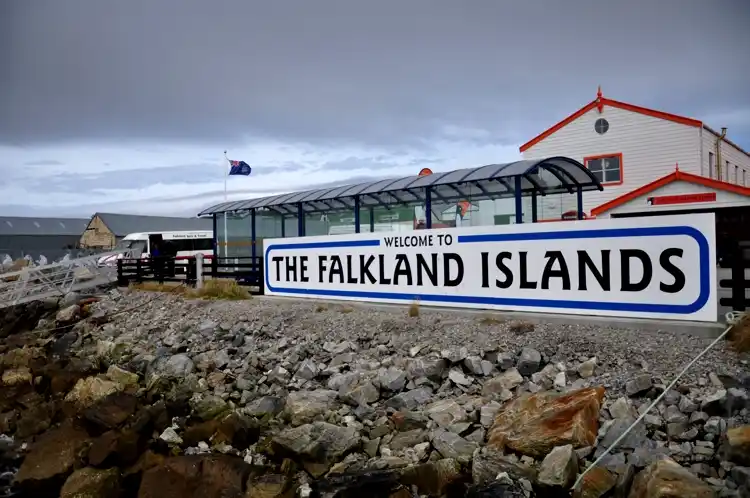 Un plan de la CIA entregaba las Malvinas a Argentina
