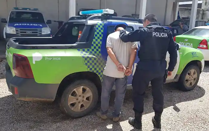 Tenía pedido de captura por robo y cayó preso en Quequén