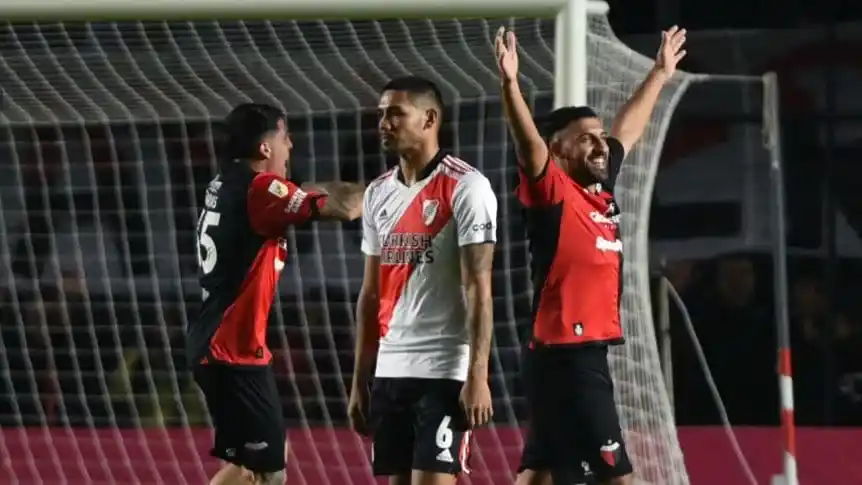 Colón, Wanchope Ábila y el VAR le dieron otra cachetada a River