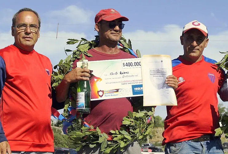 Grilli se quedó con el concurso de pesca del Club Defensores