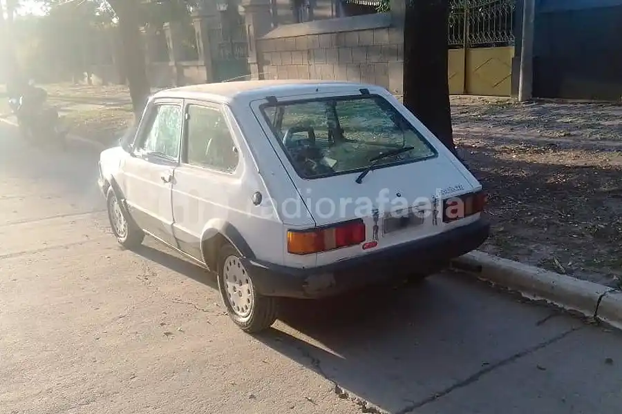También robaron un Fiat 147 este fin de semana : apareció en un pueblo de la región