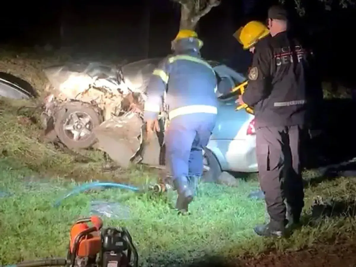 Un muerto y cinco heridos tras un choque frontal en el acceso a Oberá