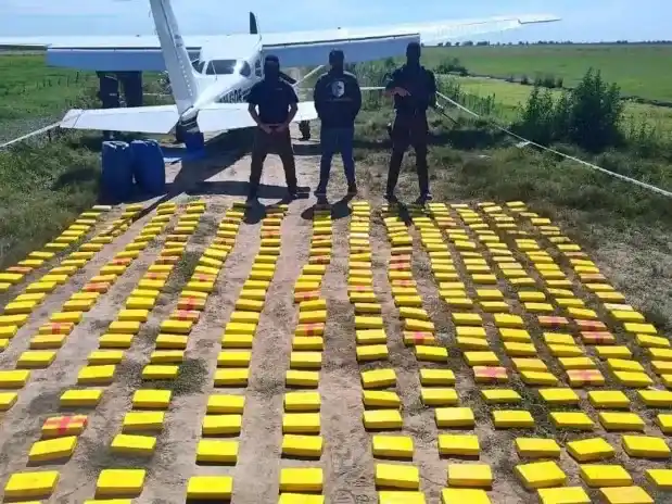 Pidieron elevar a juicio el caso de la avioneta que aterrizó en Ibicuy con 359 kilos de cocaína