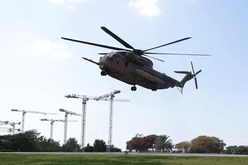 Helicóptero israelí