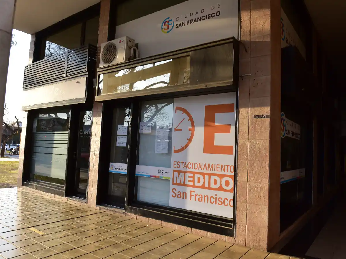 Agredieron a un controlador  del estacionamiento medido