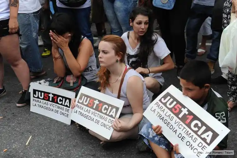 Cuatro años de la tragedia de Once: Familiares recordaron a las víctimas