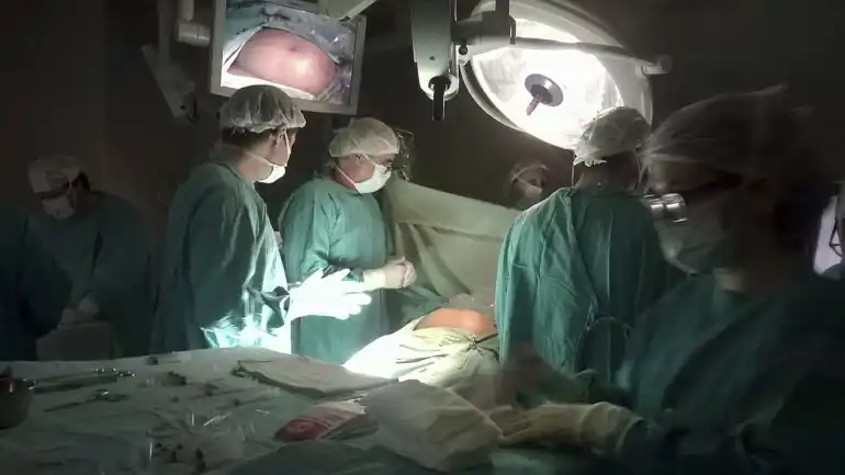 Nació Victorio, el bebé operado del corazón en la panza de su mamá