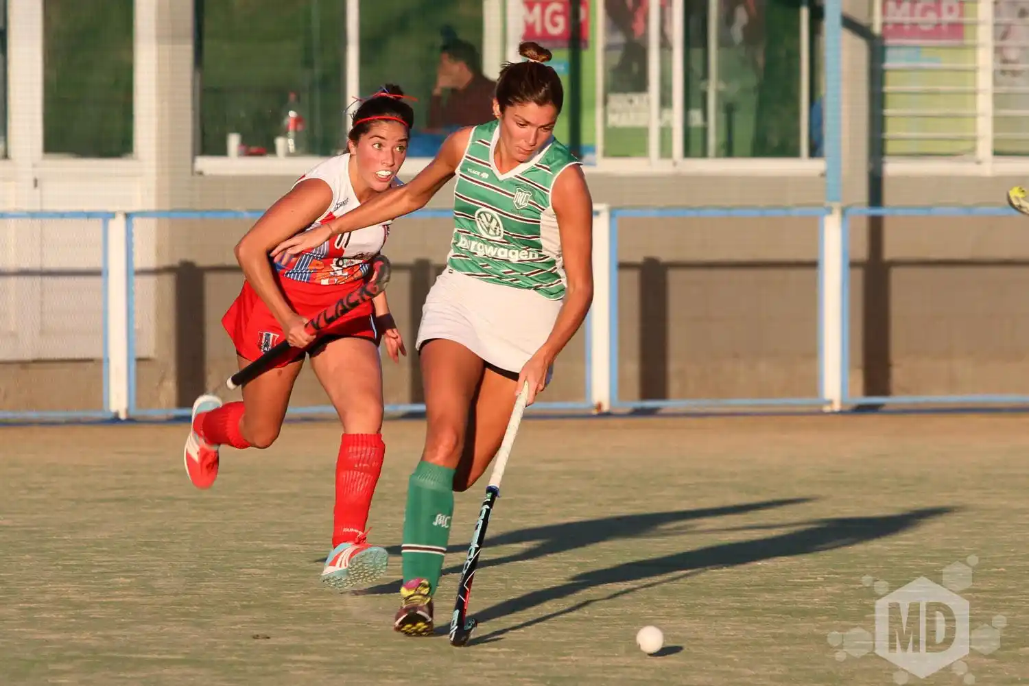 Los líderes del Oficial defienden su posición