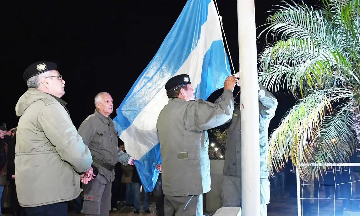 Vigilia cultural y acto central por el 44 aniversario de la Gesta de Malvinas