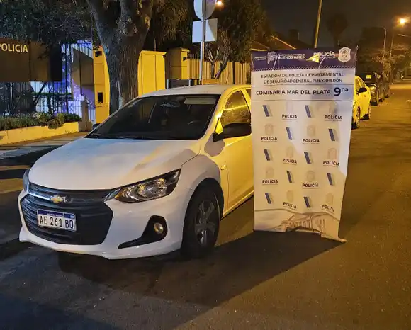Recuperan en Mar del Plata un auto robado en Tres de Febrero