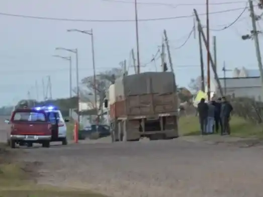 Tragedia en Urdinarrain: un camionero murió aplastado por su propio vehículo